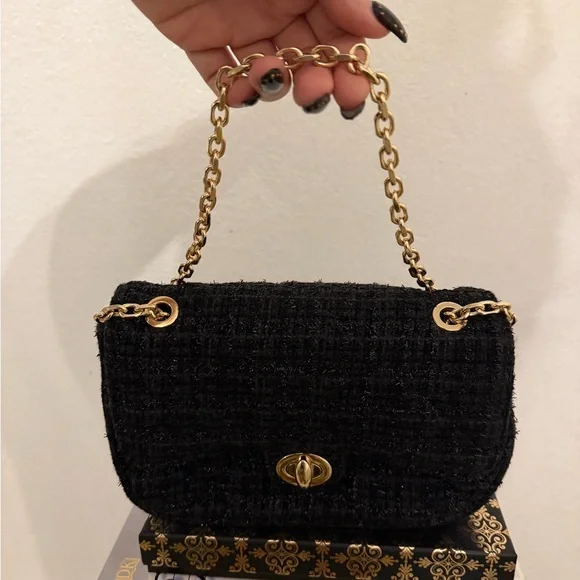 Black Sparkly Tweed Crossbody Bag with Gold Hardware & Chain Strap - Picture 6 of 6